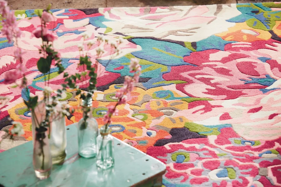 Dywan Sanderson - ROSE &amp; PEONY 45005 Cerise