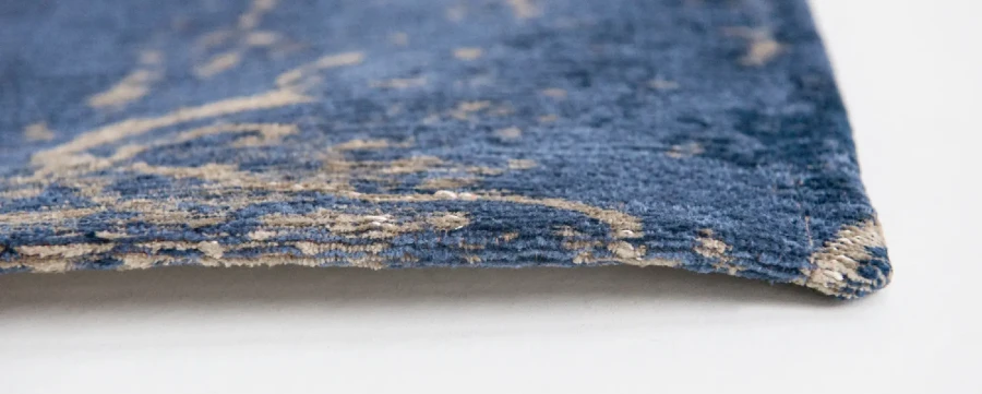 Dywan Louis De Poortere - CRACKS 8629 Abyss Blue