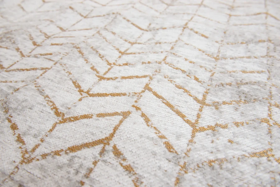 8928-CentralYellow-Detail1WEB.webp