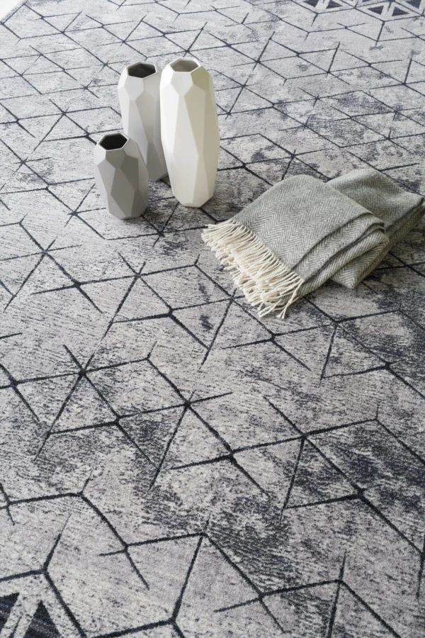 BATEJA_ jasny szary_light grey_A1-medium (1).jpg