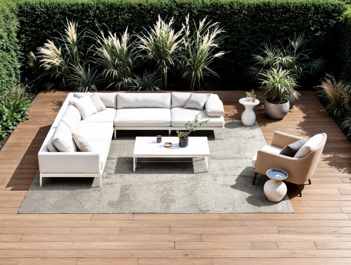 9735_Albatre_Outdoor.jpg