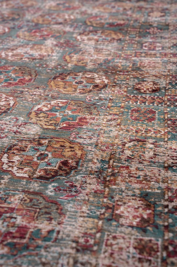9845_Almati_detail_portret_WEB.jpg