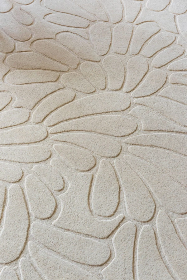 LA-coleby petals-ivory cream-078809 SFEER D hr.jpg