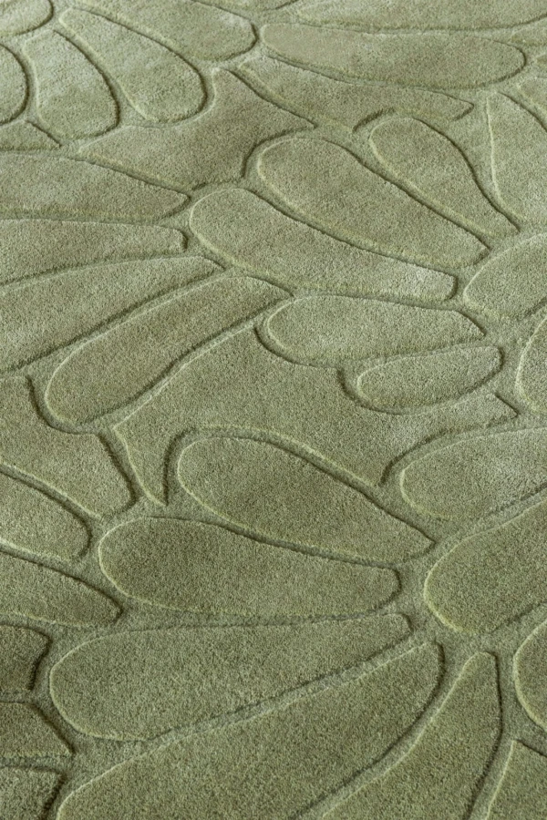 LA-coleby petals-hedgerow green-078807 SFEER C hr.jpg