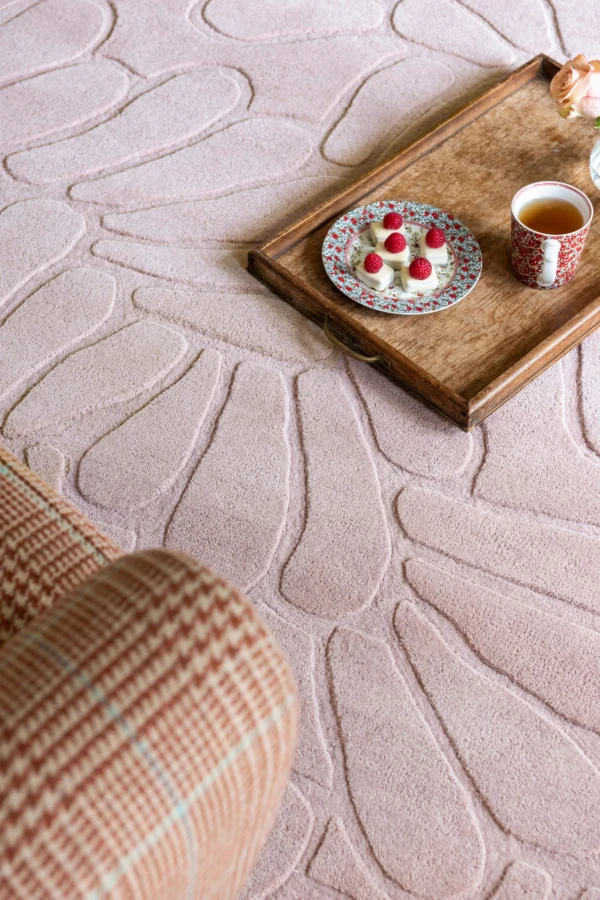 LA-coleby petals-chalk pink-078802 SFEER B hr.jpg