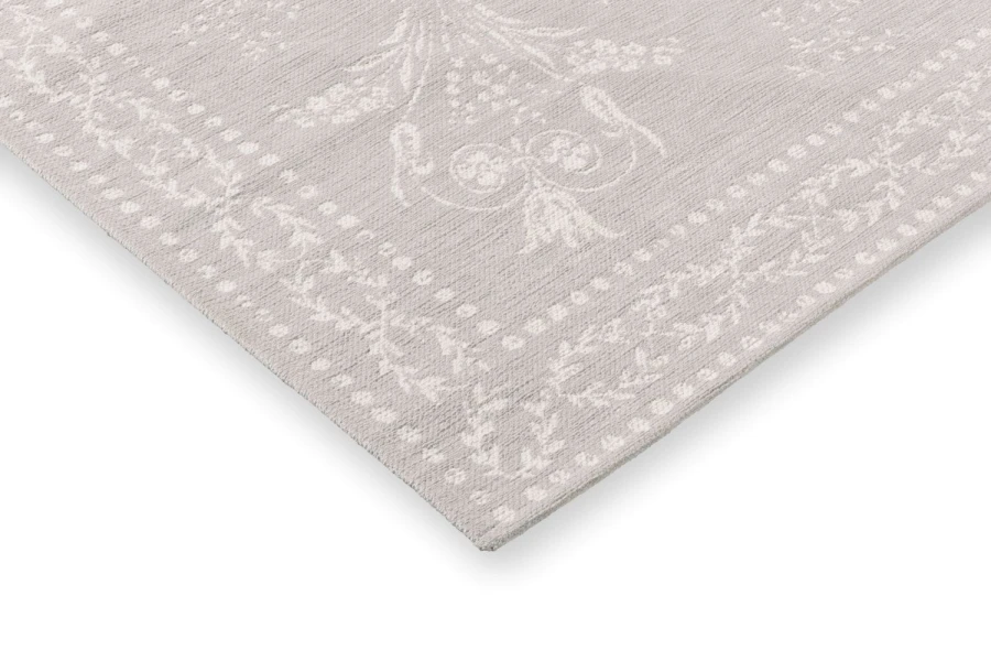 LA-josette-dove grey-081401 E hr.jpg