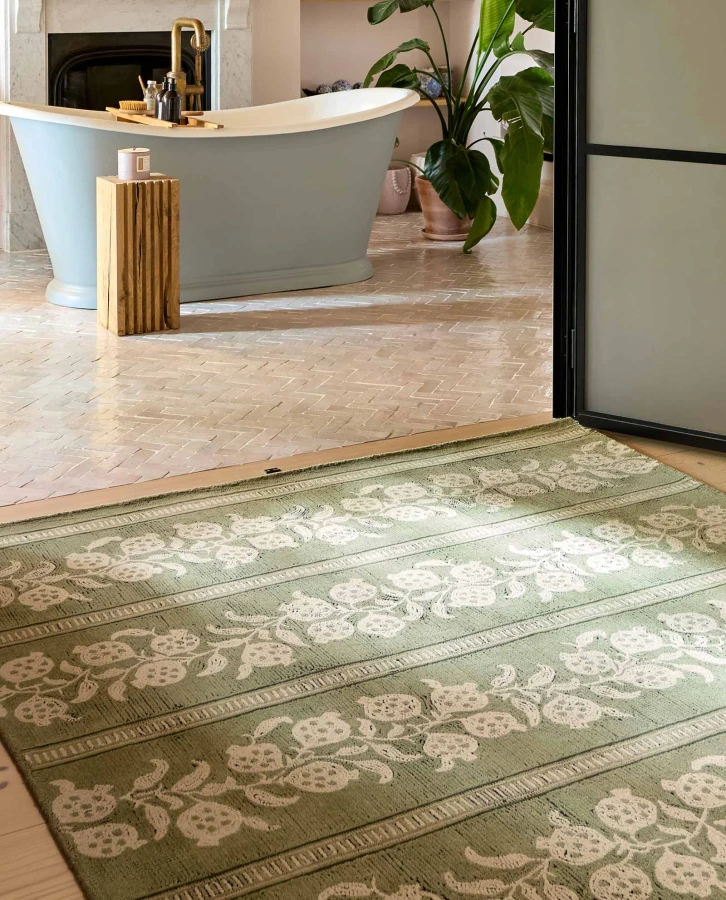 Sanderson-Anaar-Forest-Green-148007-interior-B.jpg