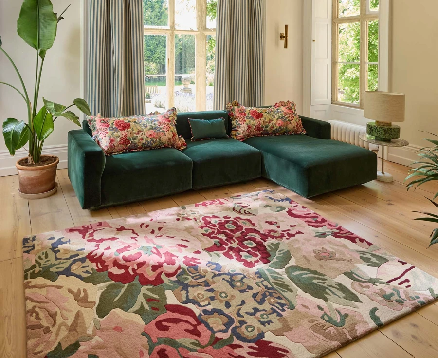 Sanderson-Rose-Peony-Red-045000-interior-B.jpg